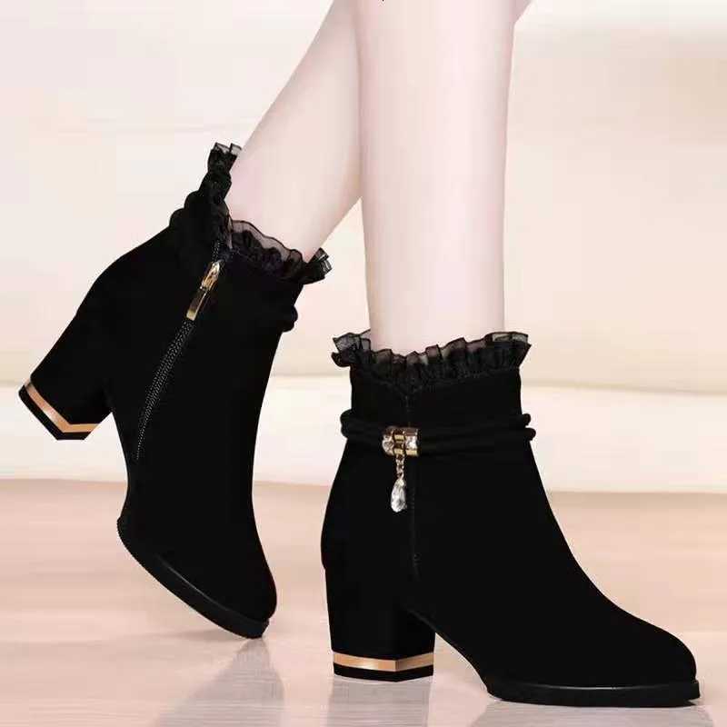 Shoes for Women Autumn Fashion Boots Women Fur Winter Warm Pointed Ankle Boot High Heel Rhinestone Decoration Zipper Women BootsT251223