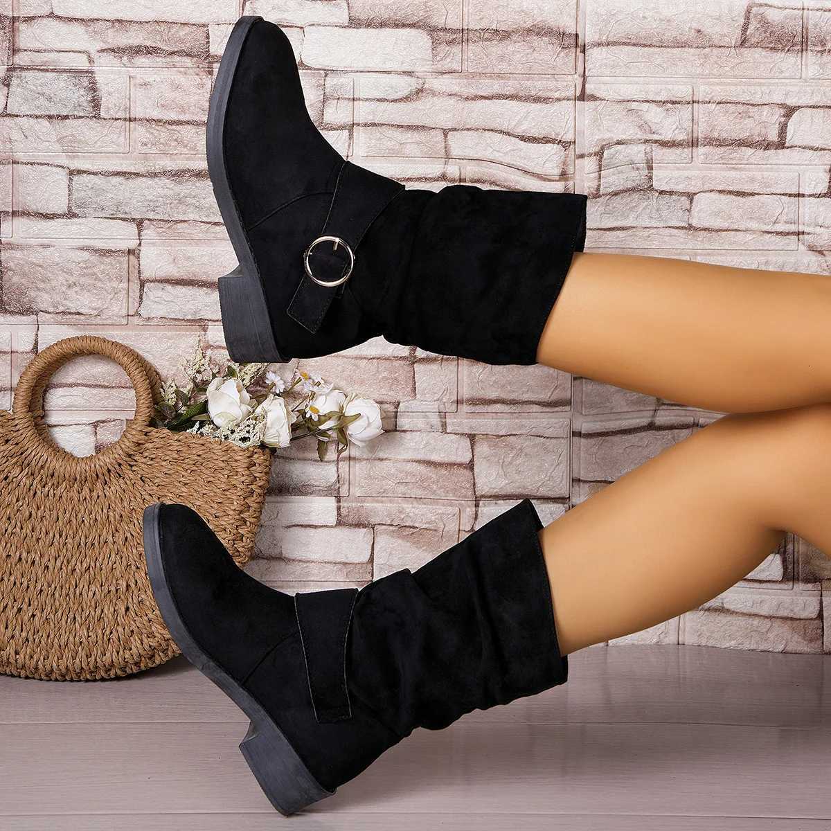 2025 Spring and Autumn New Womens Buckle Style Low Heeled Mid Heeled Boots Fashionable and Comfortable Womens Fashion BootsT251223