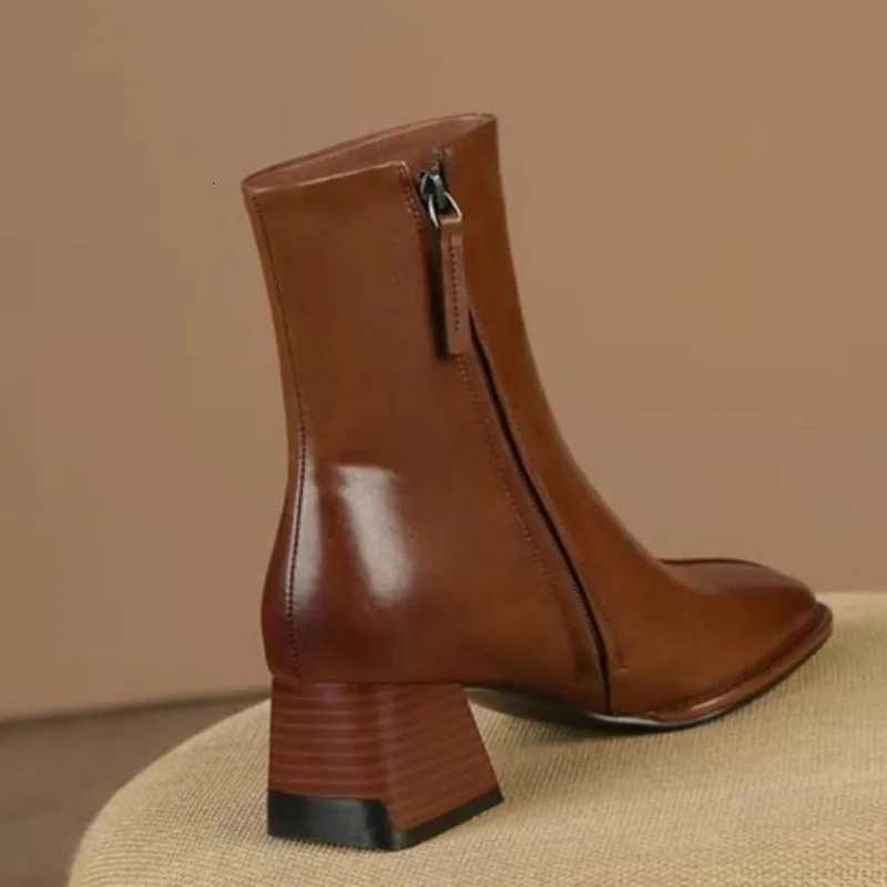 2025 Ankle Boots for Women Leather Square Toe Side Zipper Retro Style Chunky Heels Women Boots Fashion Short Boots Women D263T251223