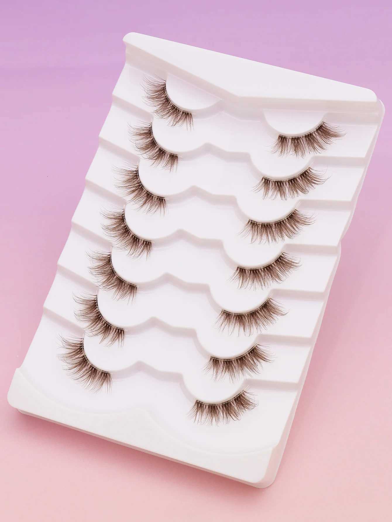 5/7 pairs of brown eyelashes Natural sharpened style Beautiful wear comfortableT251223