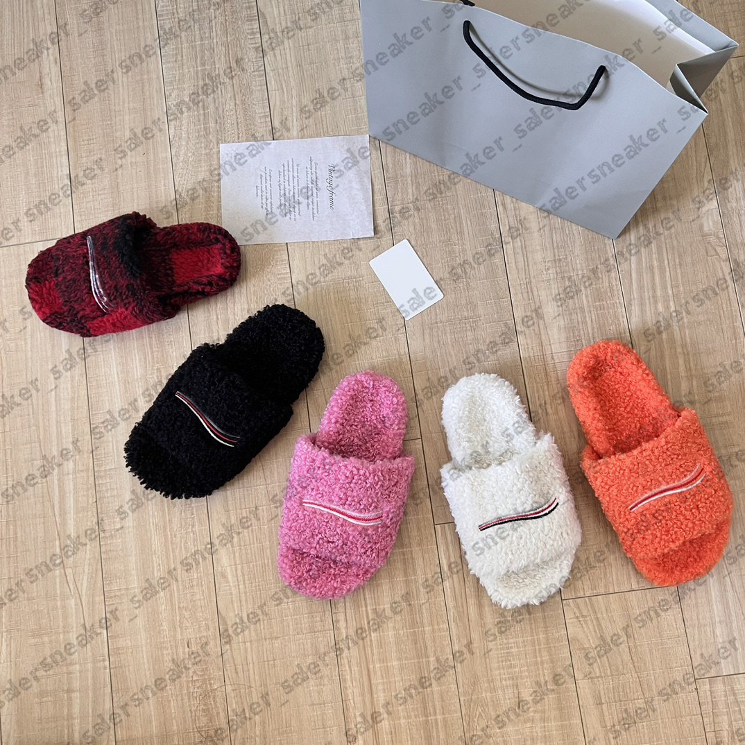 free shipping Women Fur Slides Furry Slippers Designer Mules Fall Winter Homewear Slide Men Footwear Paris Luxury Comfortable Fuzzy Flip Flop Fluffy Wool