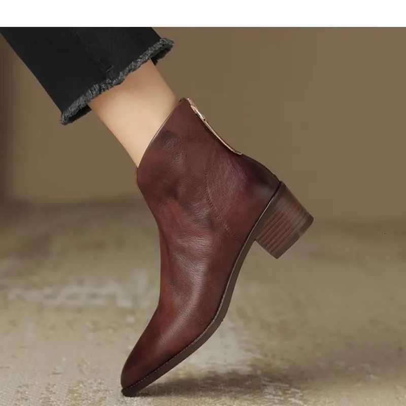 New Spring/autumn Genuine Leather Ankle Boots Pointing Toe Womens Boots Fashion Retro Chelsea Boots High Heels Womens ShoesT251223