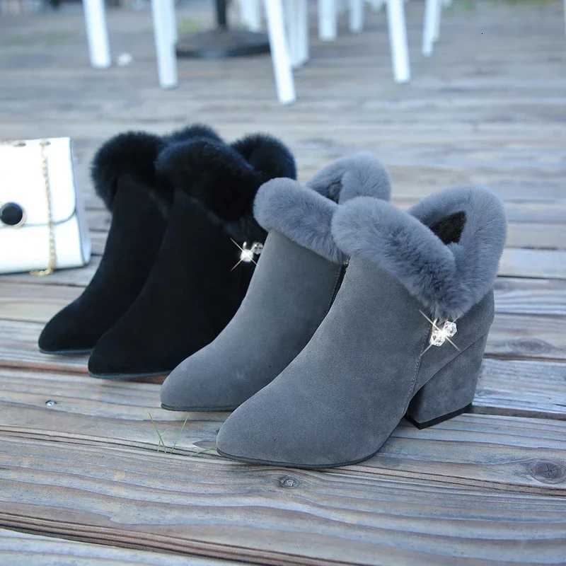 Fashion Boots Women Fur Winter Warm Pointed Ankle Boots Sexy Rhinestone Decoration Zipper Women Boots Comfortable Female ShoesT251223