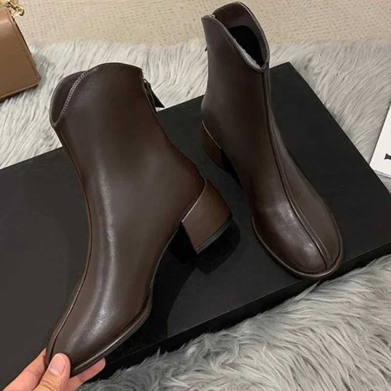 Ankle Boots Womens Shoes Platform Boots-Women Winter Footwear Zipper Low Clogs Autumn Rock High Heel 2024 LadiesT251223