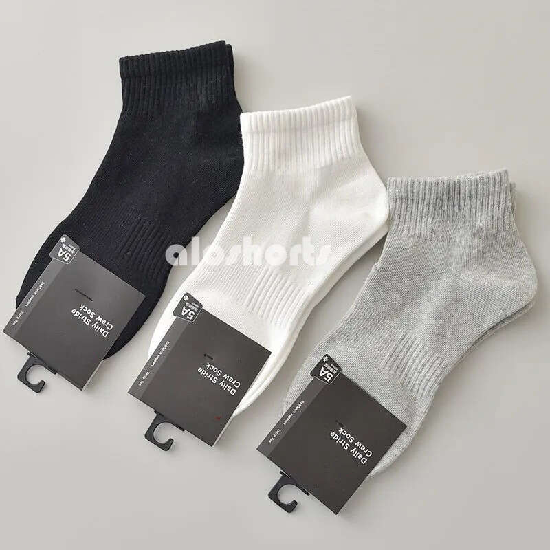 Women Men luluity lemonive socks Ankle Short Socks With Tags Fashion Yoga Sports High Sock 3 5 pairs Lot Black Grey White with Embroidery letters luluity lemonive sets