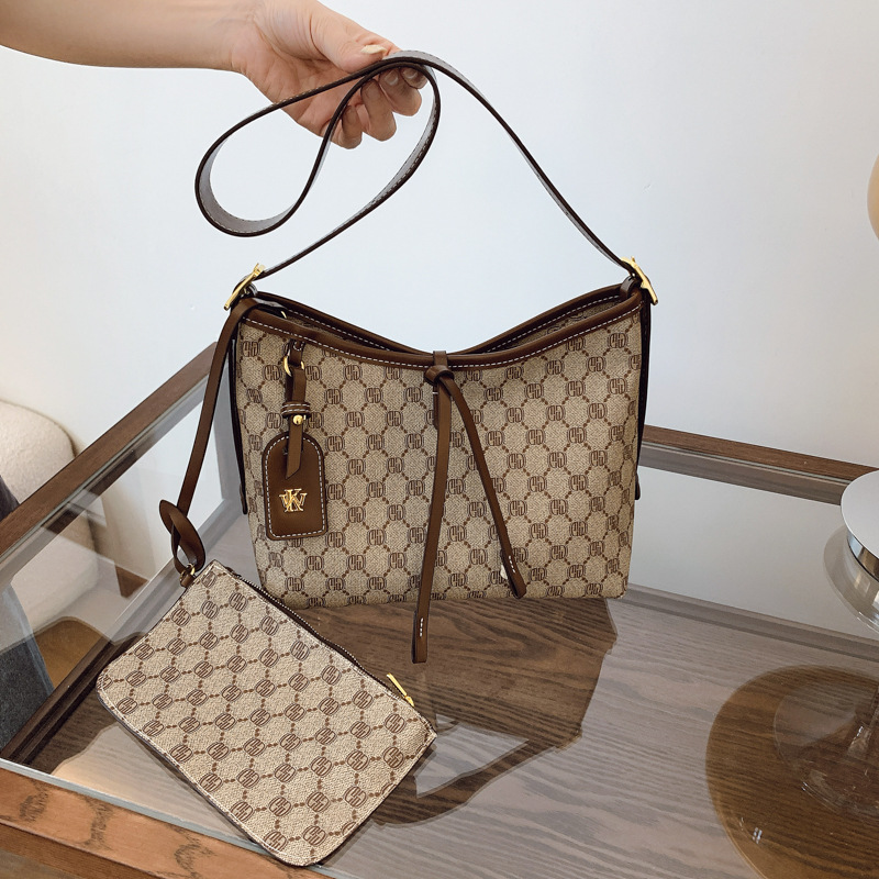 WK high-end fashion tote bag women's 2025 new retro printing large-capacity bag niche shoulder bag oblique span bag