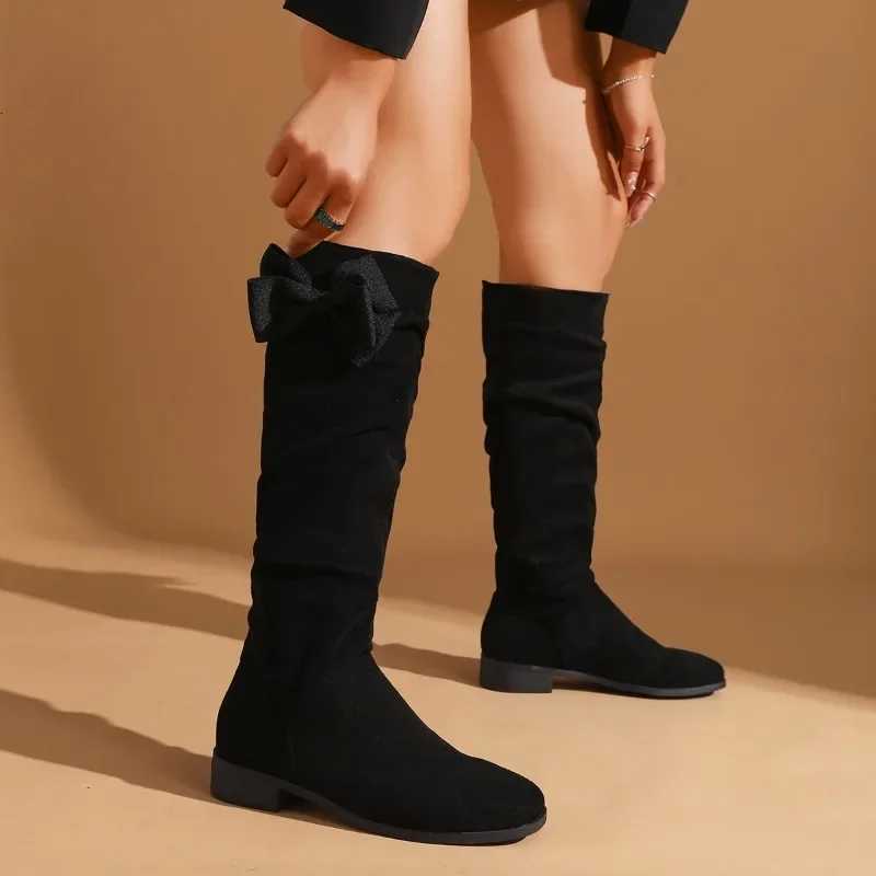shoes female 2025 hot sale slip-on Womens boots Fashion butterfly-knot Modern Boots Women winter plus size knee-High bootsT251223