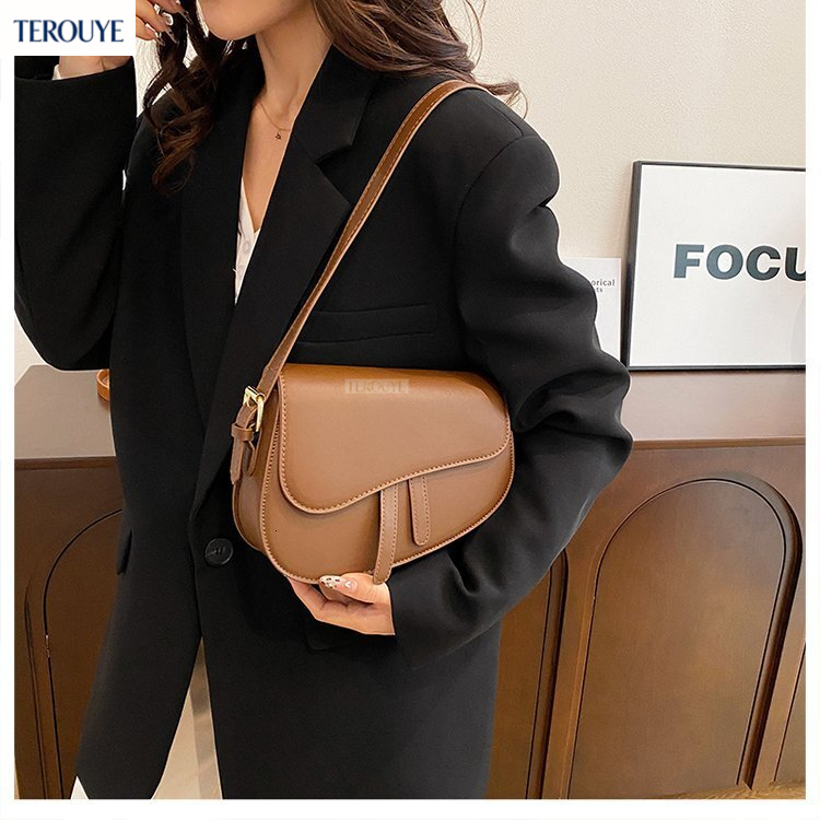 TREOUYE autumn atmosphere new niche bag simple design popular fashion crossbody bag elegant saddle bag women's shoulder bag