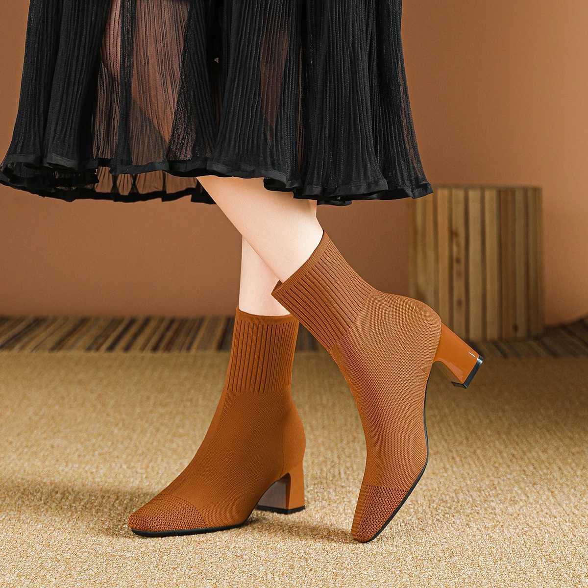 Womens Boots 2025 New Fashion Pointed Soft Knitted Casual Comfortable Shoes heel height 45cm T251223