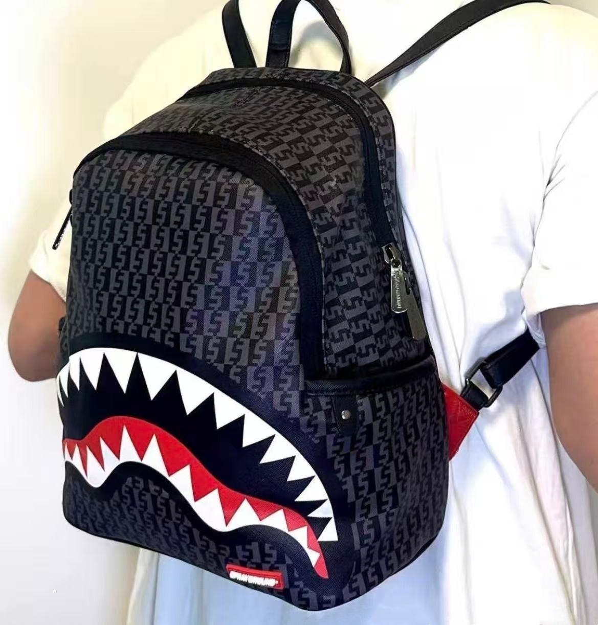 2025 brand spray grounds backpack Fashion spray street backpack top quality graffiti shark schoolbag large capacity outdoor travel designer backpack men