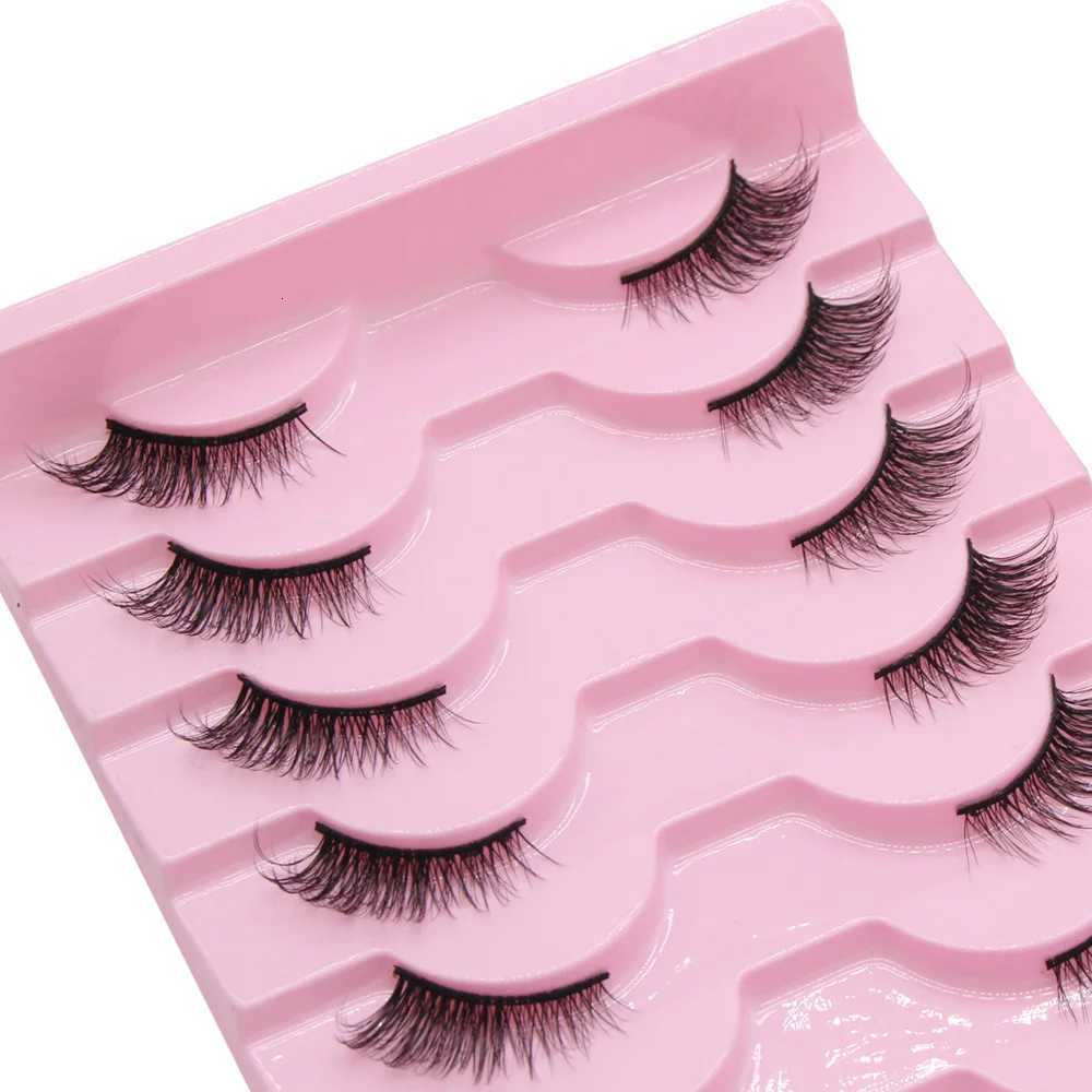 Moonlily 10 Pairs Half Eyelashes Natural Soft Cat Eye Lashes Reusable Winged Fluffy False Mink Lashes Extensions Makeup ToolT251223