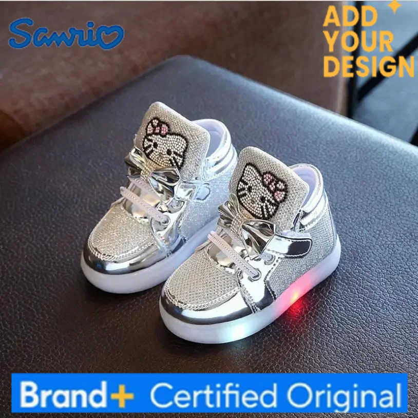 Sanrio New Disney Children Luminous Shoes Boys Girls Hello Kitty Shoes Flashing Lights Fashion Sneakers Toddler Little Kid LED Sneakers H2512231