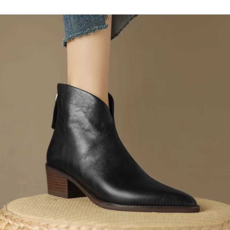 New Spring/autumn Genuine Leather Ankle Boots Pointing Toe Womens Boots Fashion Retro Chelsea Boots High Heels Womens ShoesT251223