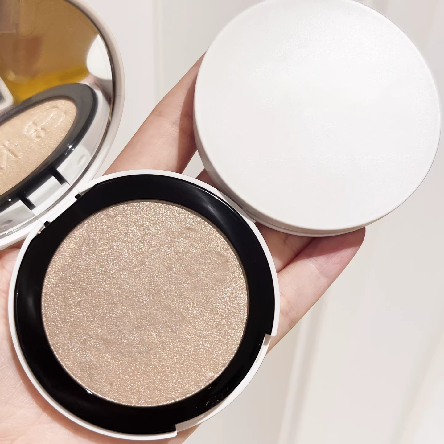 Highlighters 25 New Bare Light Shiny High Gloss Pearly Powder Moisturizing Brightening EROS ELECTRA PHELIA Water Light Brightening Contouring Makeup