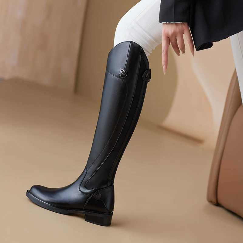 Womens Equestrian Supplies Long Boots Trend Equestrian Boots Riding Equipment Non-Slip Ultra Footwear Resistant Horse Rider ShoeT251223