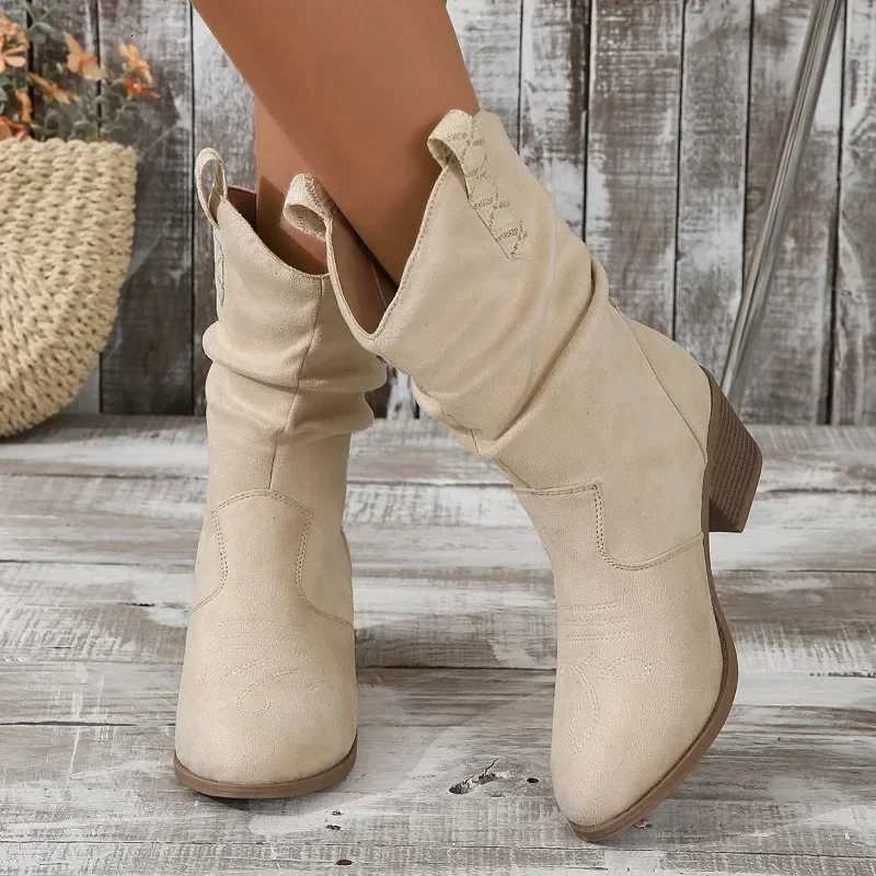 2024 Spring and Autumn New Round Head Leather Face White Cover Fashion Womens Large Medium Sleeve Boots Women BootsT251223