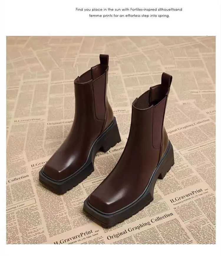 Small woman slim cigarette boots thick-soled square head thick heel Chelsea womens boots Hepburn short bootsT251223