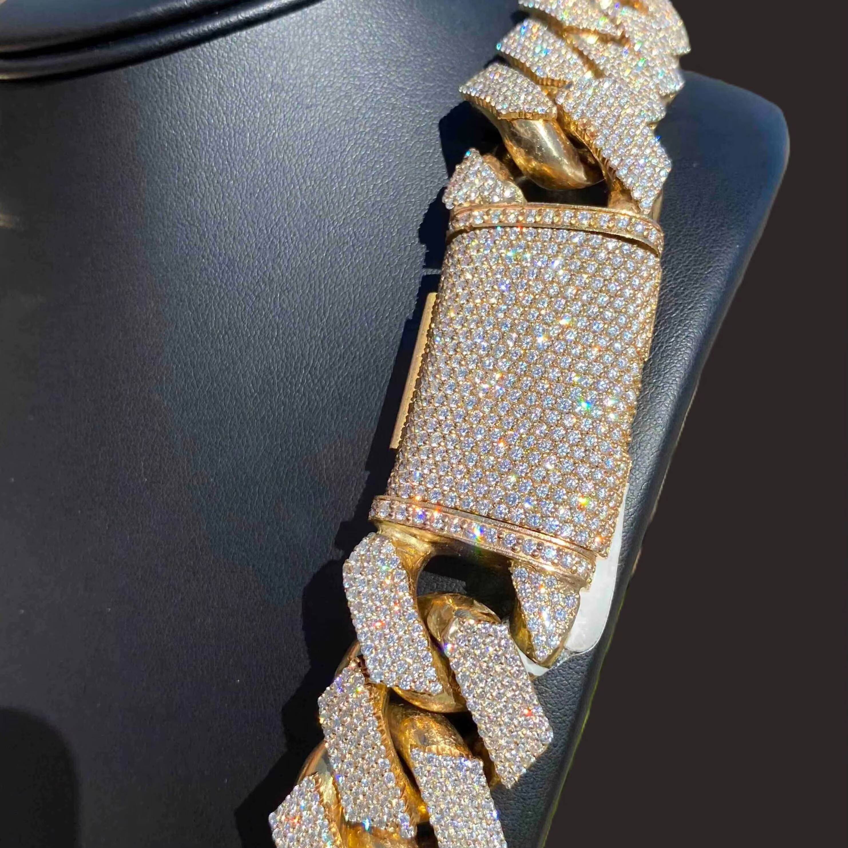 Mens 24-Inch 925 Sterling Silver Hip Hop Style Necklace 22MM VVS Moissanite Diamond Thick Cuban Link Chain Gift for Occasions