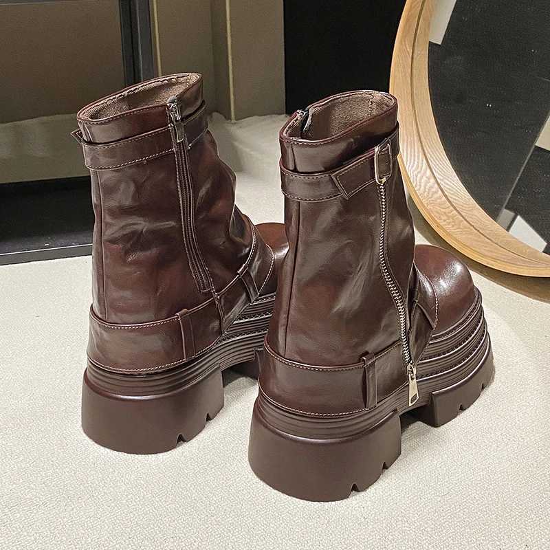 Womens Autumn Winter Leather Ankle Boots 10CM Heels Chunky Platform Combat Boots New Non Slip Motorcycle Shoes Woman Punk BootsT251223