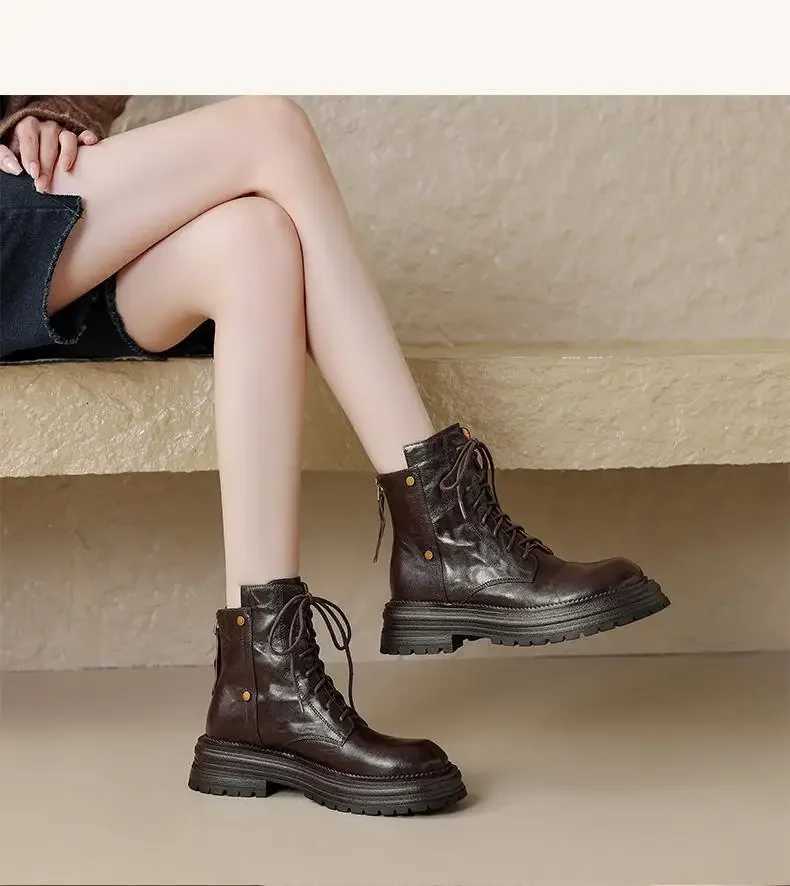 Autumn and Winter 2024 New Thick Soled Short Boots for Women Round Head Thick with All Non-slip British Style Womens BootsT251223