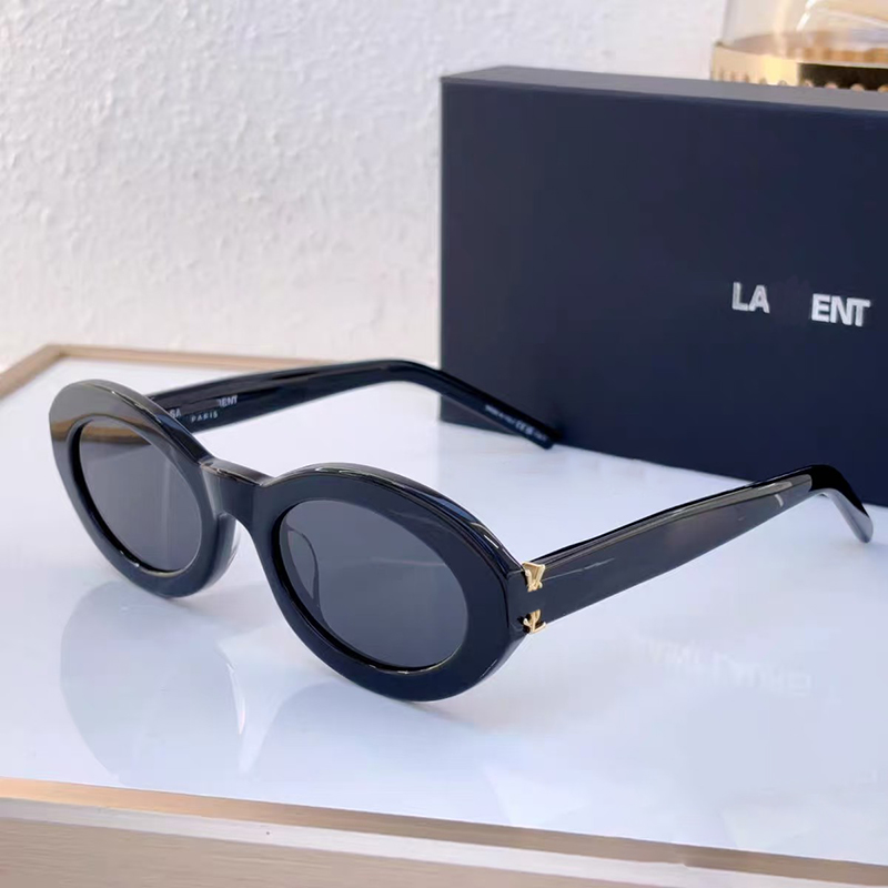 Designer Sunglasses for women oval sunglasses Classic Eyeglasses square frame Outdoor Beach Sun Glasses For women nice