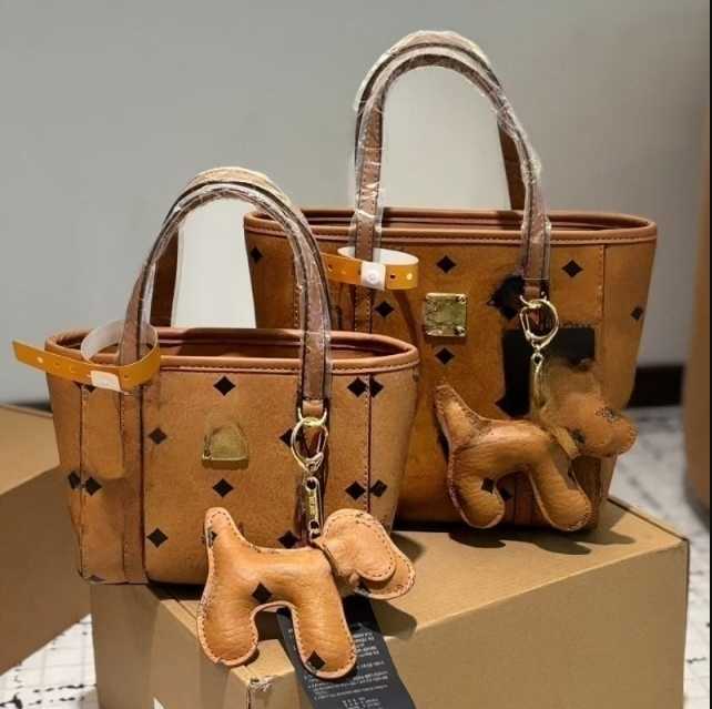 Shoulder Bags Totes New 2025 bag Large Capacity Tote Handbag Womens Weekend Designer M Shoulder Bag Genuine Clutch Duffle Crossbody womens totes bags