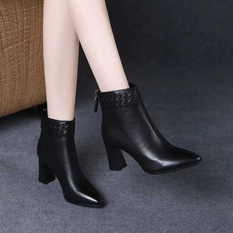 Vintage Pointed Toe High Heels Ankle Boots for Women Brown Pu Leather Zipper Short Boots Woman Autumn Thick Heel BootiesT251223