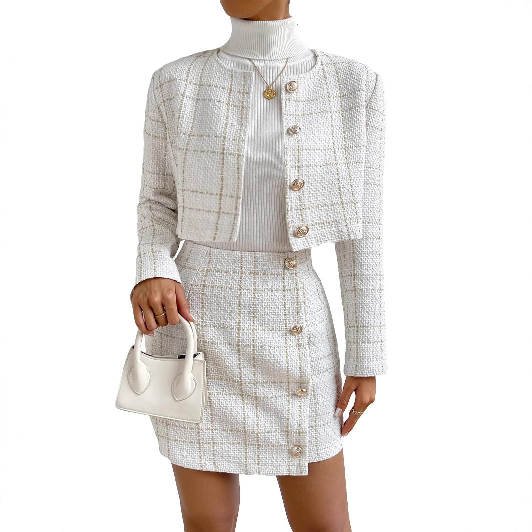 High-End Quality Spring and Autumn New Heavy Craftsmanship Little Chanel Style Top Coat and Half Skirt Set 250916