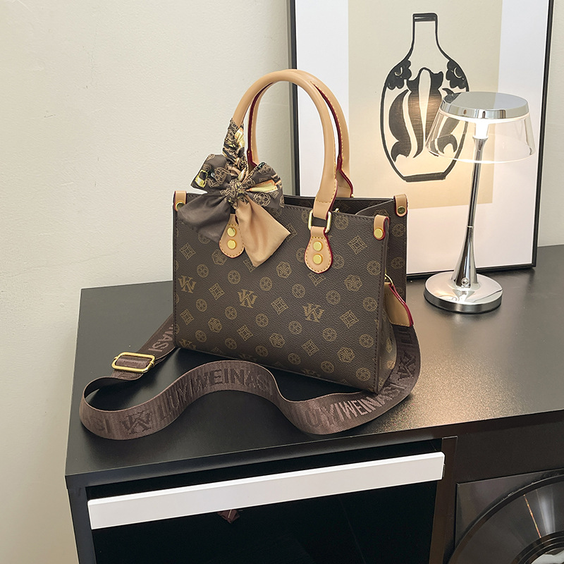 wk Shopping Tote Handbag Light luxury high-quality vintage floral shoulder bag with classic casual print and simple womens crossbody bags Casual & Ver