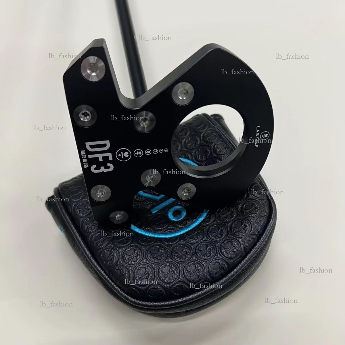 2025 New AAA Designer LAB GOLF Mezz.1 32/33/34/35 Inch Putter Big Black Bull Golf Automatic Balancing Club Face Return Putter Right Hand Ball head with packaging d21 20f