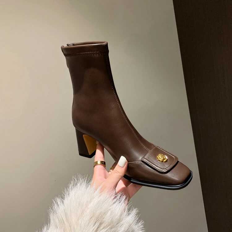 Retro Camellia High Heel Elastic Skinny Boots Womens Winter Short Boots Coarse Heel Back Zipper Fashion Boots NewT251223