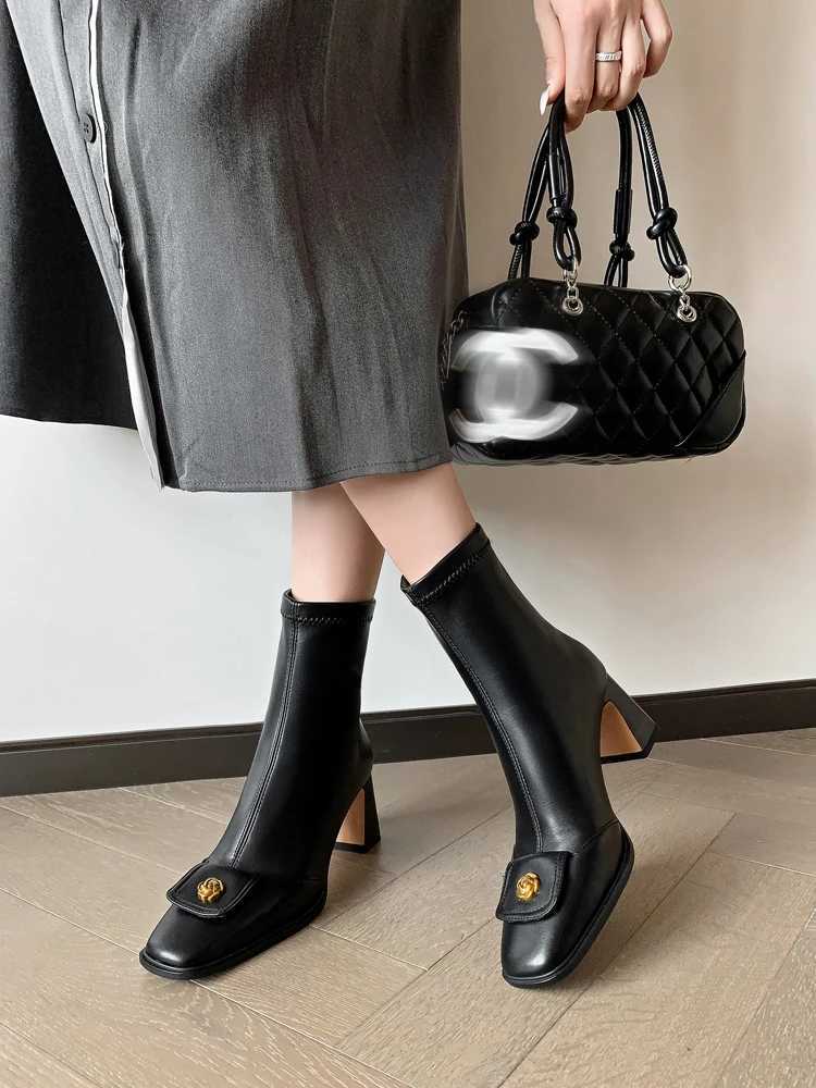 Retro Camellia High Heel Elastic Skinny Boots Womens Winter Short Boots Coarse Heel Back Zipper Fashion Boots NewT251223