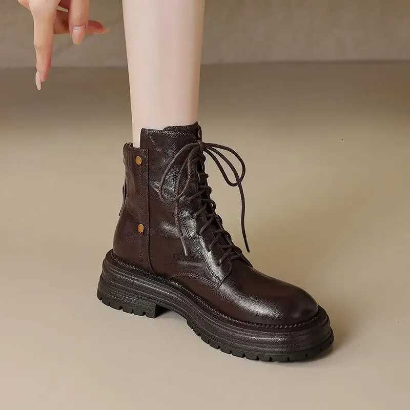 Autumn and Winter 2024 New Thick Soled Short Boots for Women Round Head Thick with All Non-slip British Style Womens BootsT251223