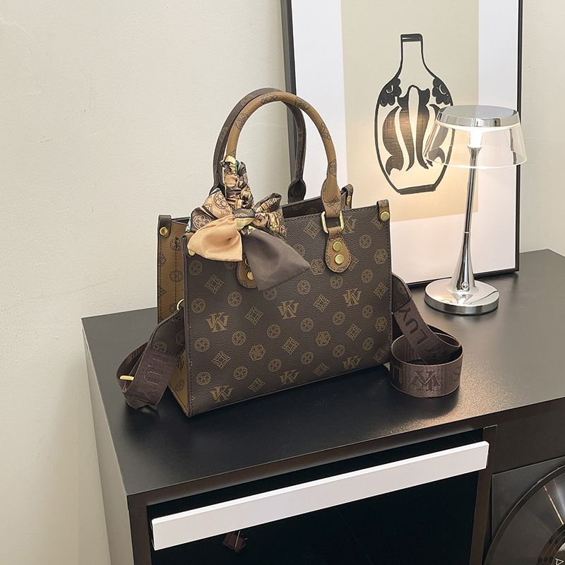 wk Shopping Tote Handbag Light luxury high-quality vintage floral shoulder bag with classic casual print and simple womens crossbody bags Casual & Ver