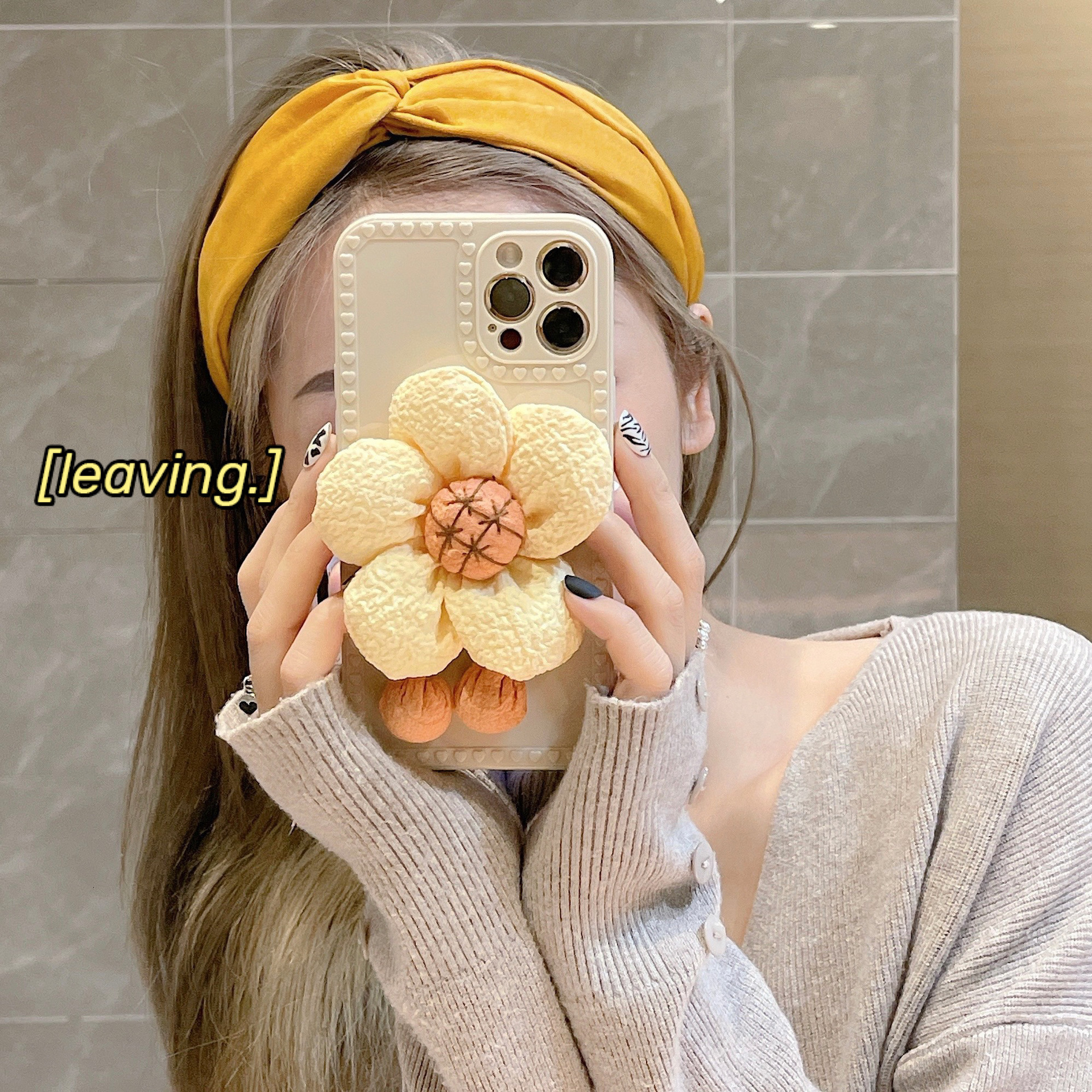 INS Fresh Flower Stamen Compatible with iPhone 13 Apple 11 Phone Case 12 for Women X/XR/XS Max Silicone 7/8 Plus