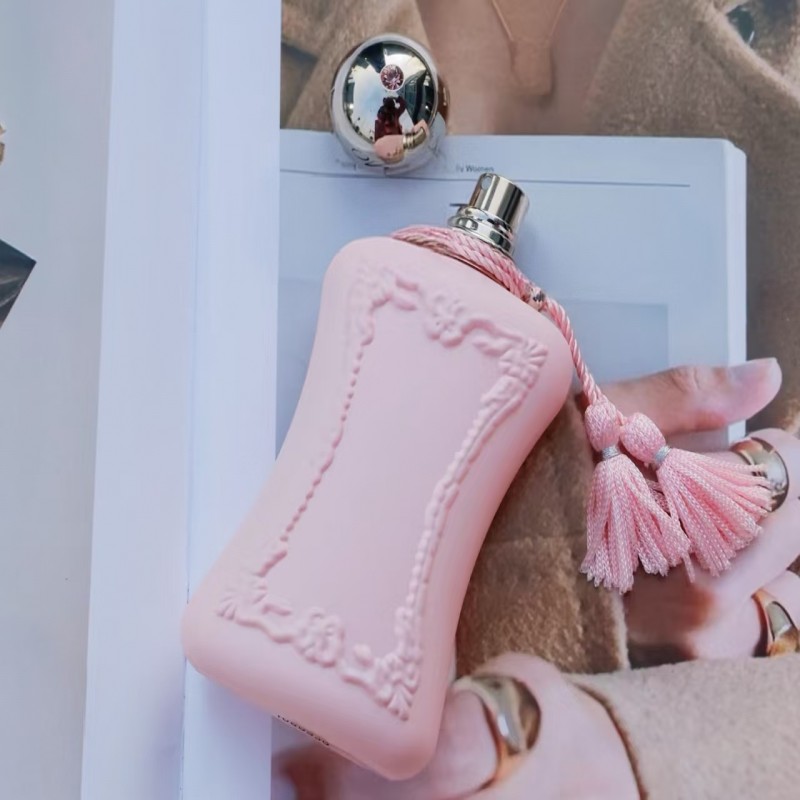 Delina Donna Perfum… - image