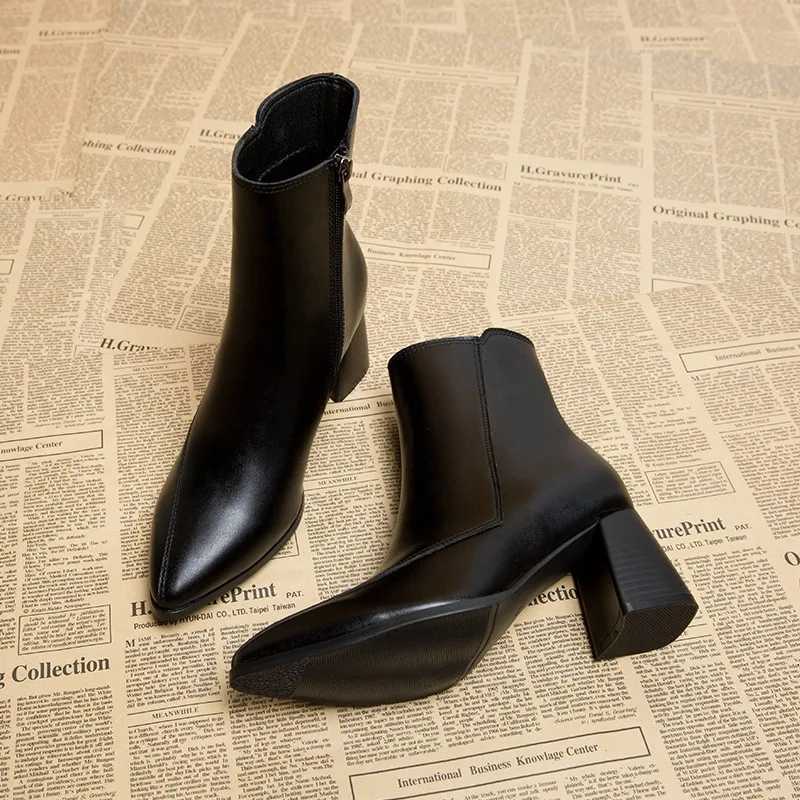 Thick Heel Women Short Boots Fashion Zipper Slimming Ankle Booties Retro Style Autumn Winter Female Pointed Toe Women BootsT251223