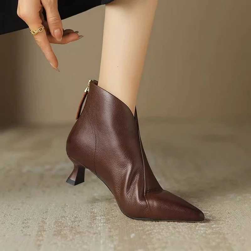 FHC New Autumn Women Ankle BootsFashion Soft Leather ShoesBack ZipMid Heels Short BotasPointed ToeBlackBrownDropshipT251223