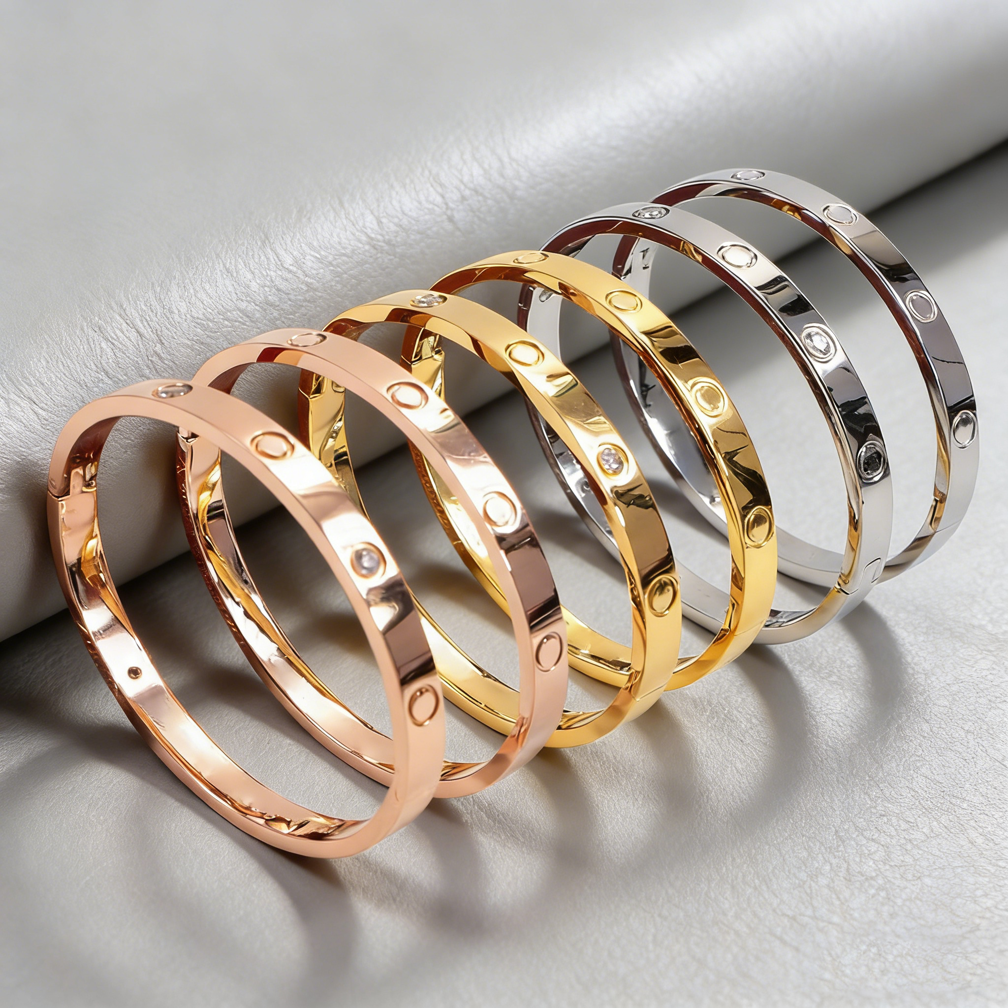 Luxury designer Bracelet exquisite Bangle designers screw bracelet For Women men Fashion Jewelry Charm with diamond Jewelrys Trendy photography Accessories