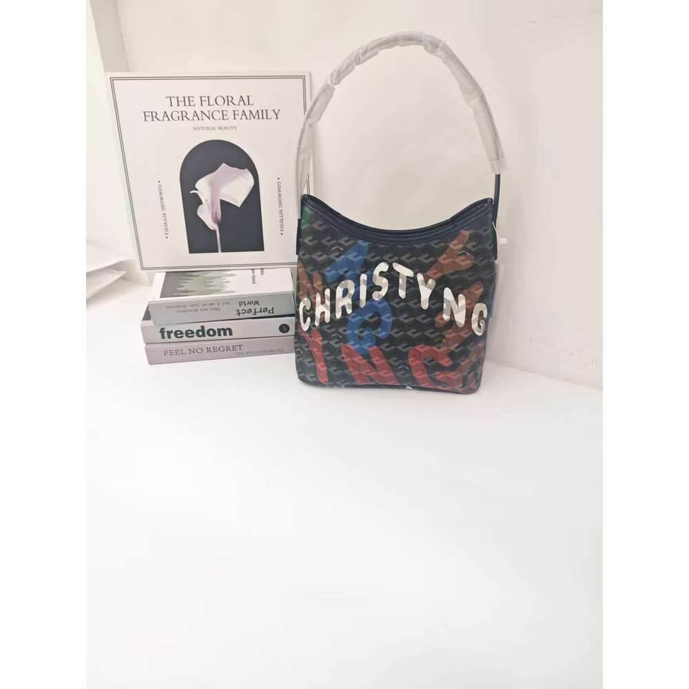 Christy ng Medium Size Printed Single Shoulder Underarm 2025 New Fashion Versatile Handheld Bucket Bag for Women