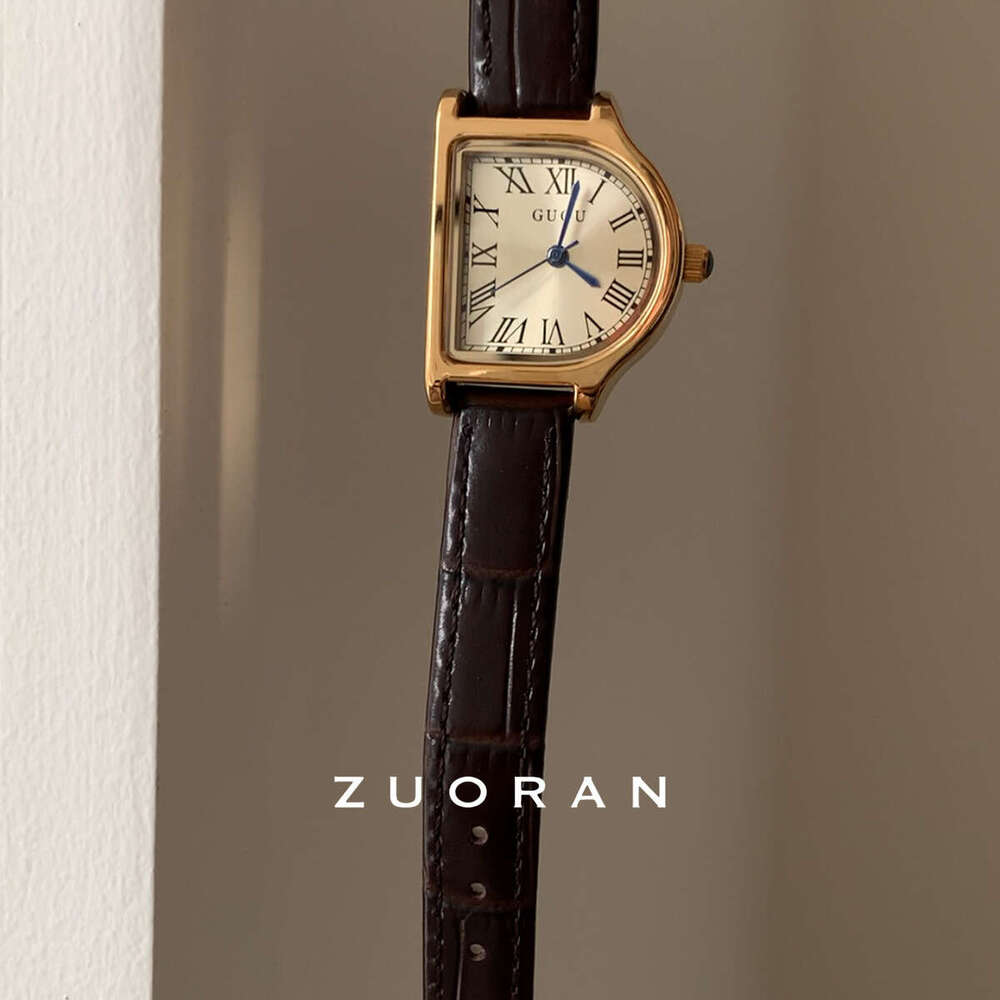 Personality Design D-shaped Simple Fashion Commuting Exquisite Women's Design Quartz Watch