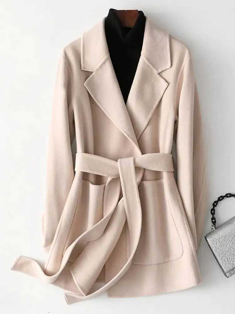 UCXQ Elegant Solid Color Wool Coat For Women Patchwork Lapel Pocket Lace Up Short Outerwear 2025 Winter New Tide 23Z3495T251224