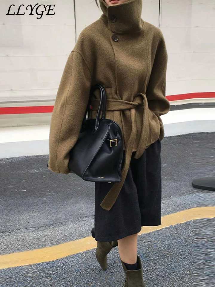 Street Womens Belt Stand Collar Woolen Coats Chic Single Breasted Full Sleeve Jacket 2025 Autumn Winter Lady Commute OutwearT251224