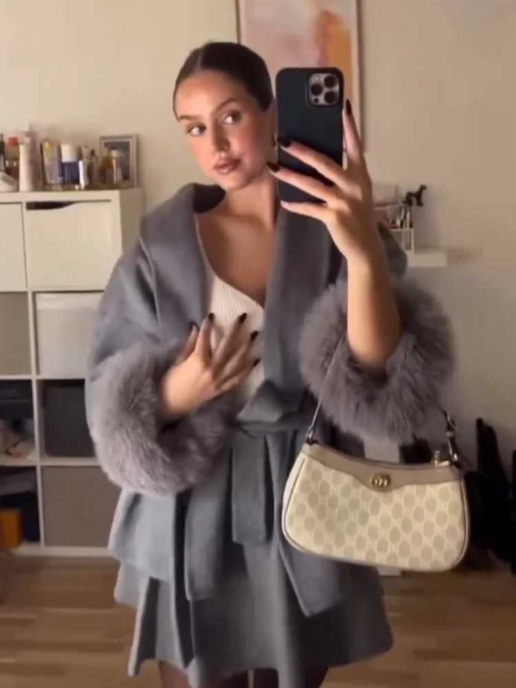 Solid Faux Fur Patchwork Woolen Coat Women Elegant Lace Up Lapel Long Sleeve Short Jacket Lady 2025 Winter Daily Street OutwearT251224