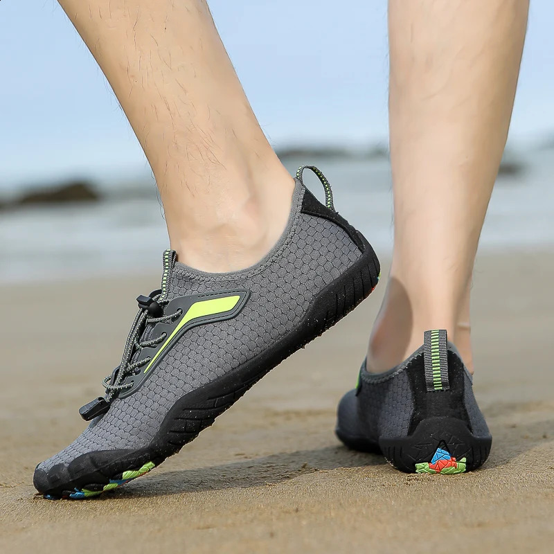 Men Aqua Shoes Barefoot Water Shoes Beach Upstream Wading Swimming Sneakers Women Anti-Slip Quick-Drying Outdoor Sandals Unisex 251223