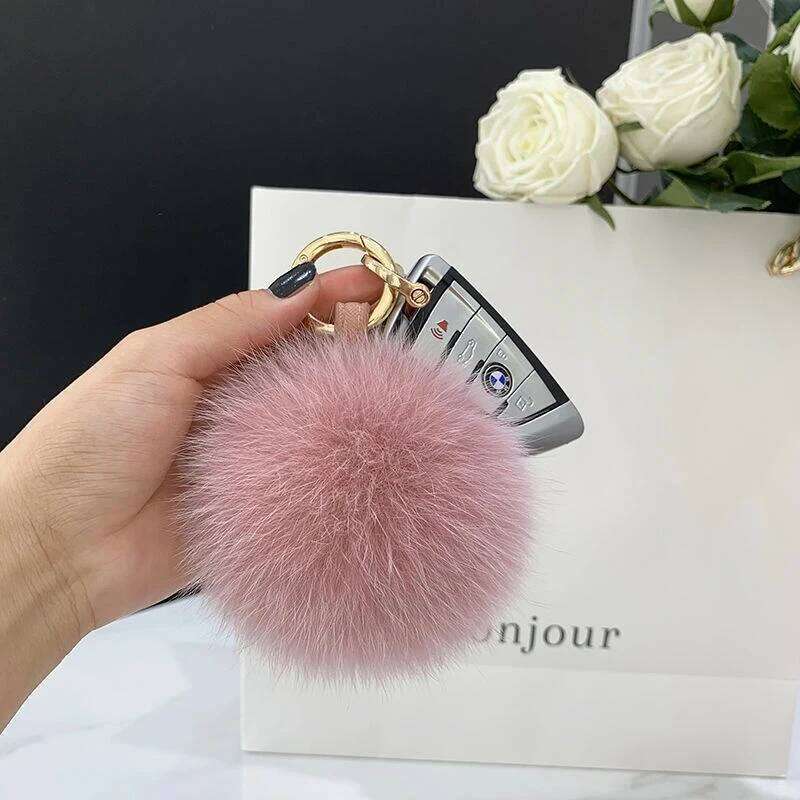 Fluffy Real Fox Fur Ball Poms Keychain For Women Luxury Pompom Keyring Accessories Bag Decoration Emo Trinket Jewelry Gifts X251224
