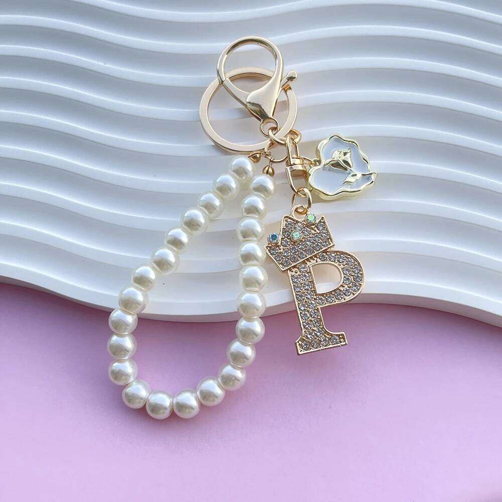 Boutique Crown A-Z 26 Initial Letters Rose Keyring Crystal Faux Pearl Resin Beaded Keychain Bag Pendant Women Girl Gifts Jewelry X251224