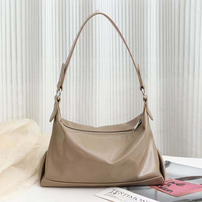 2024 Handbag Leather High-Capacity Commuting Fashionable Suede Tote Vintage Top Handle Retro Shoulder Bag