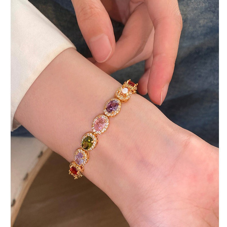 French Zircon Oval Clasp Palace Style Exquisite Elegant Temperament Bracelet Light Luxury High-end Feel Women's Jewelry - view 4