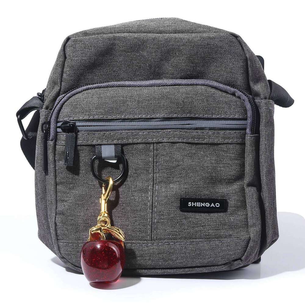 Fashion Delicious Red Keychain Summer Fruits Apple Pendant Keyring For Women Men Jewelry Backpack Key Accessories Gift X251224